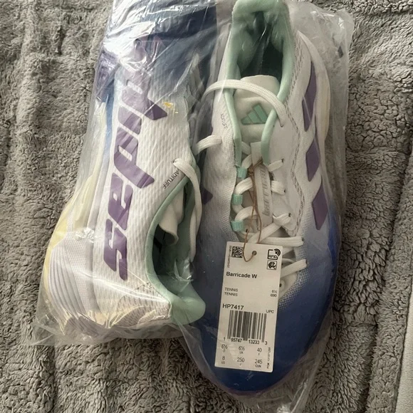 adidas Women's White Blue Purple Barricade Tennis Shoe size 8 women’s NEW - Picture 4 of 4